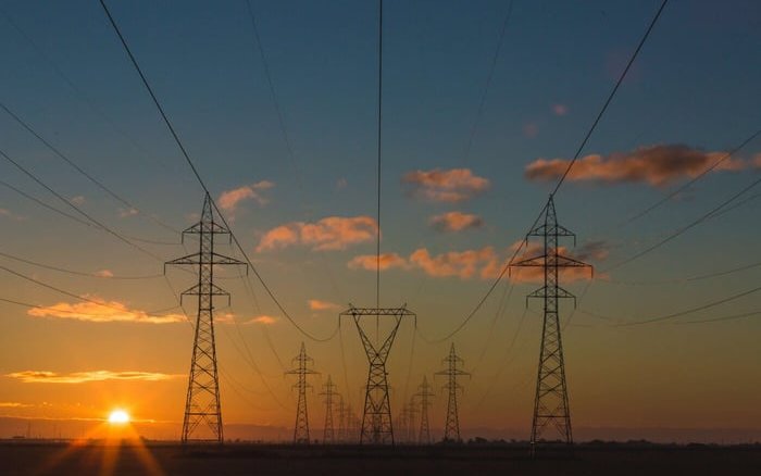 The Free Rider Dilemma: South Carolina Utility Rate Structure and Solar Implications